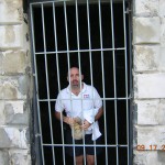 39 Tom in jail